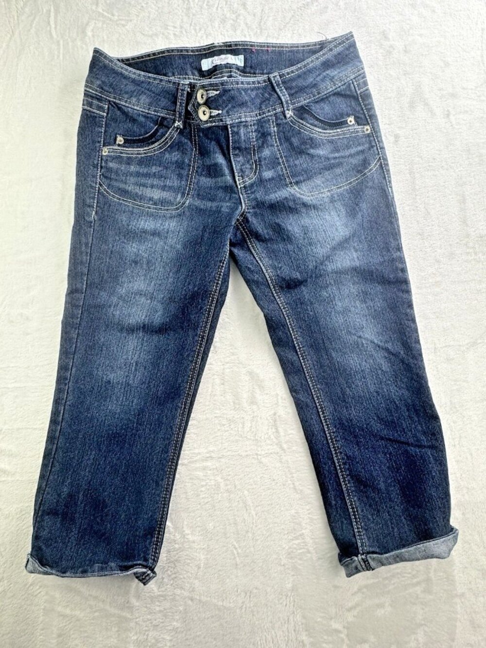 Candies Size 7 Womens Jean Capri Stretch Dark Wash Mid Rise